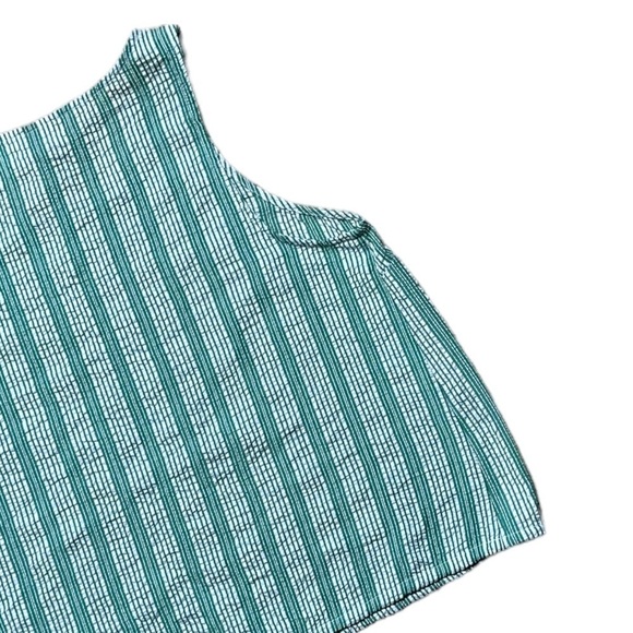Universal Thread Green & White Striped Texturized Sleeveless Blouse US L - Picture 9 of 9